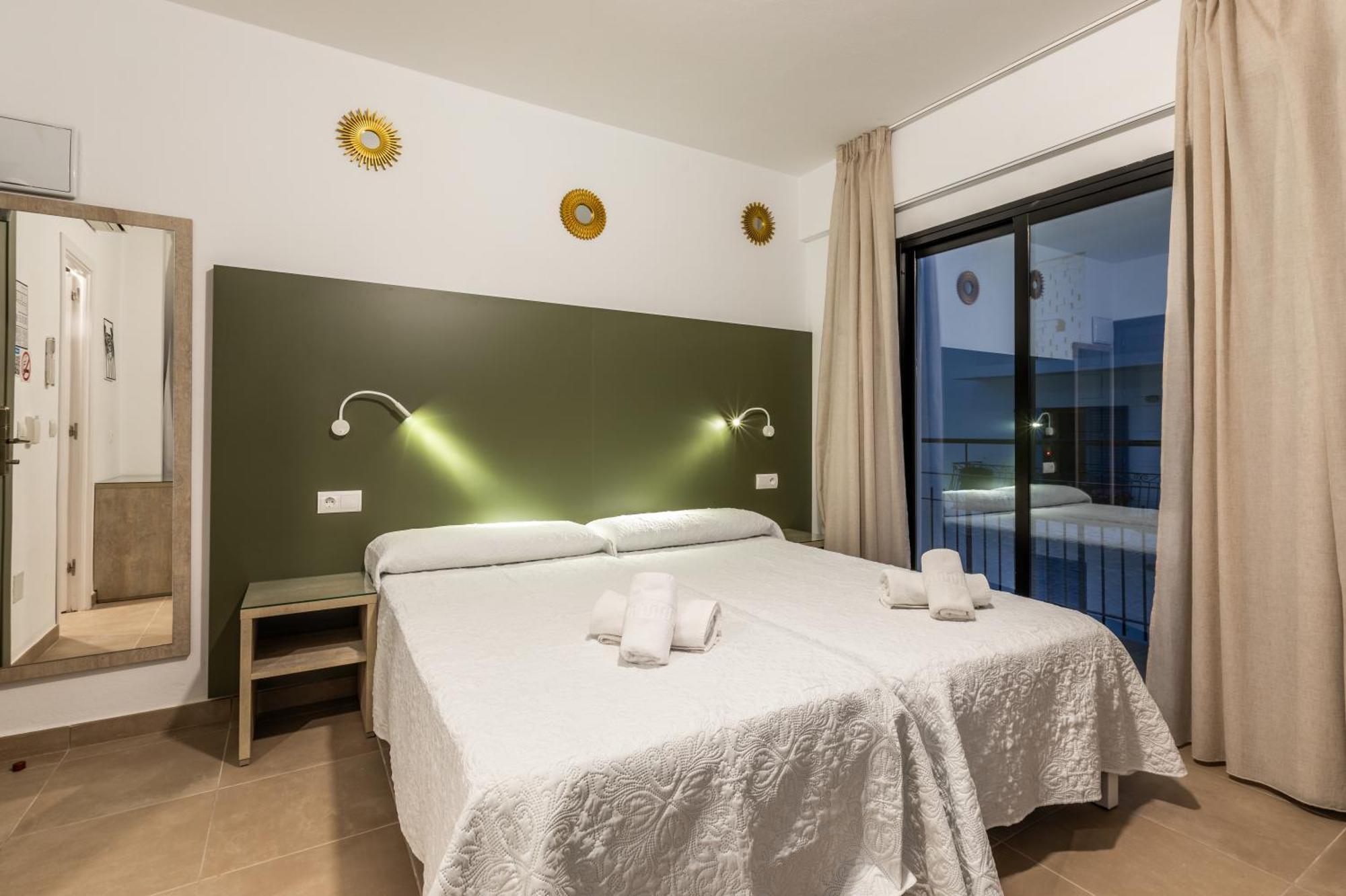 Hostal Alicante San Antonio  Exterior foto